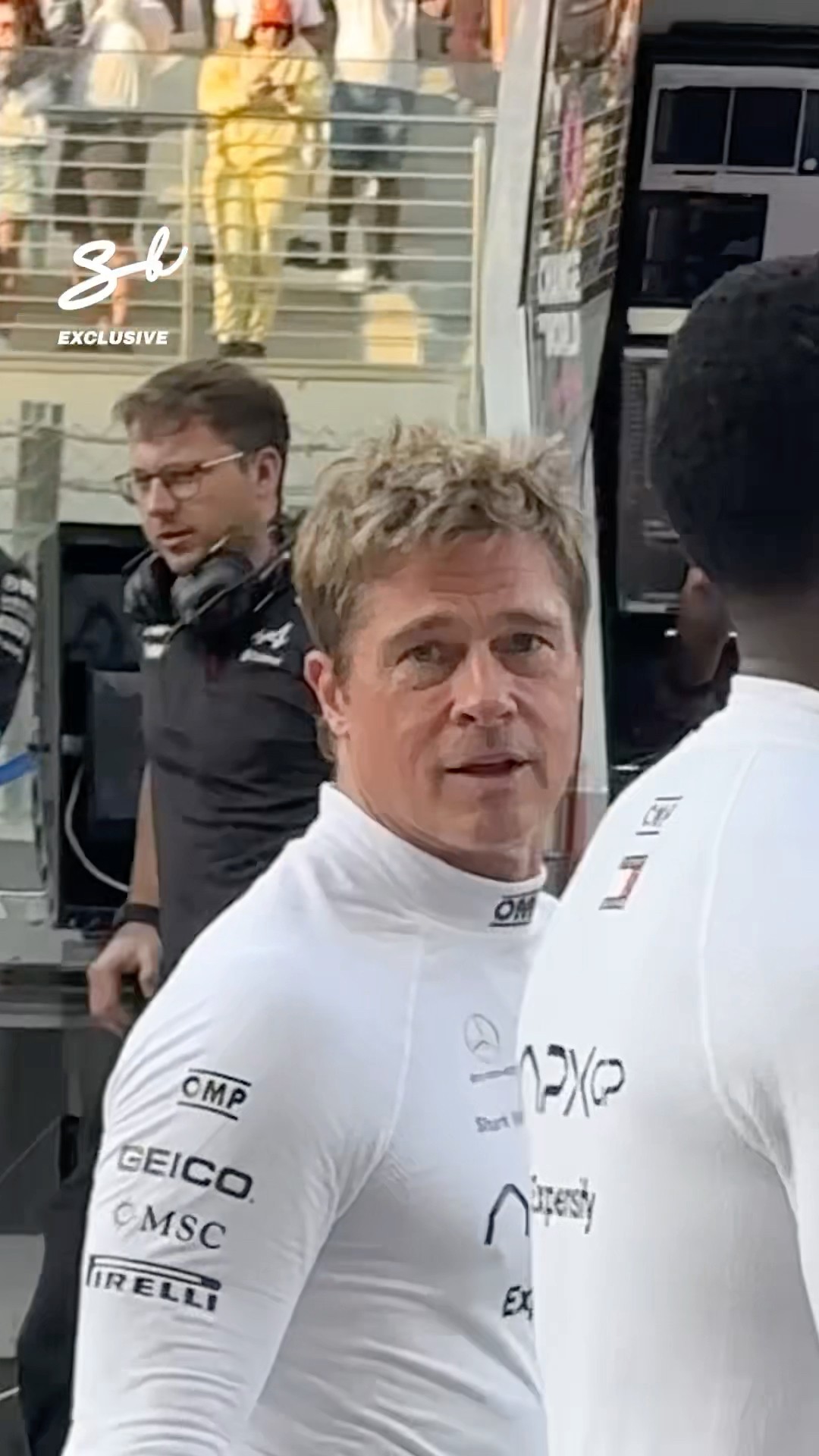 When Brad Pitt spots you in the crowd...? #bradpitt #f1 #supercarblondie