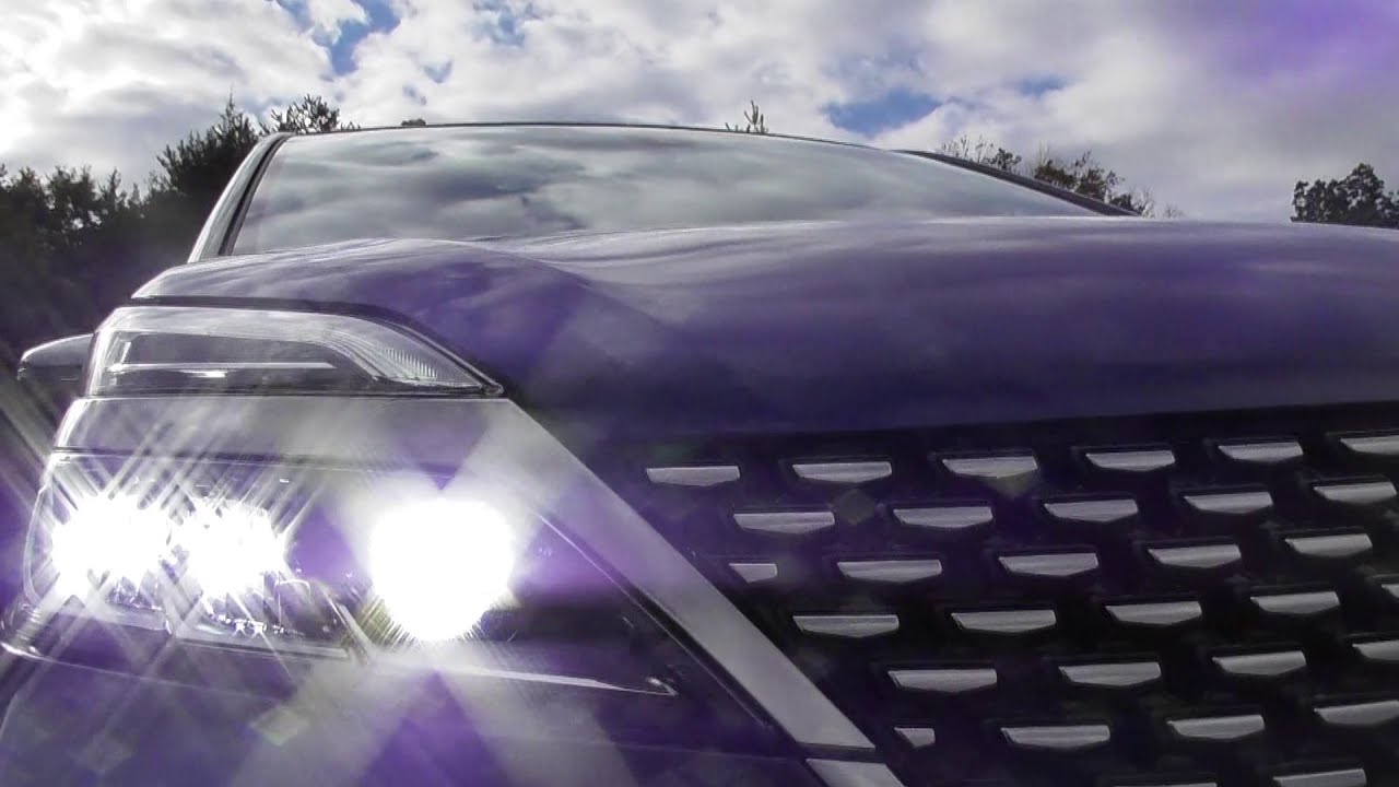 日産セレナeパワーGFC28 右LEDヘッドライト良品 日産セレナeパワーGFC28 右LEDヘッドライト良品