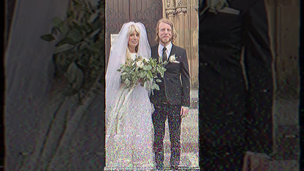 Sleduj Kristofer Åström - Michelle (Official Video) na YouTube Sleduj Kristofer Åström - Michelle (Official Video) na YouTube