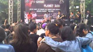 ANNOYING BUTTHEAD - PERSETAN DENGAN CINTA (GHOST PLANET 2011)