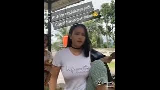 Ngulek sambel dulu Ya bun