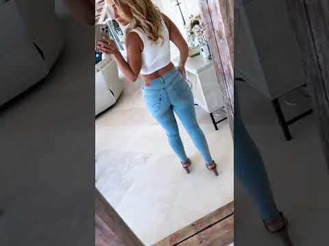 Just A Girl And Her Blue Jeans Levis Levis Levisjeans Denim Jeans