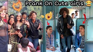 मेंहदी लगा Ke रखना जीजा जी आ गए 😂 Funny Prank In Public 2023 || Amazing Reaction || Ritik Jaiswal