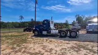 Lot 597 - 2012 Peterbilt Truck