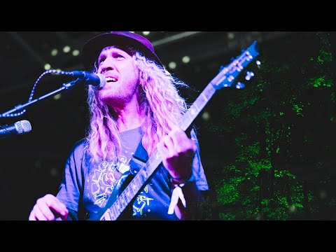 Dizgo - "While My Guitar Gently Weeps" (The Beatles) - Secret Dreams Music & Arts Festival