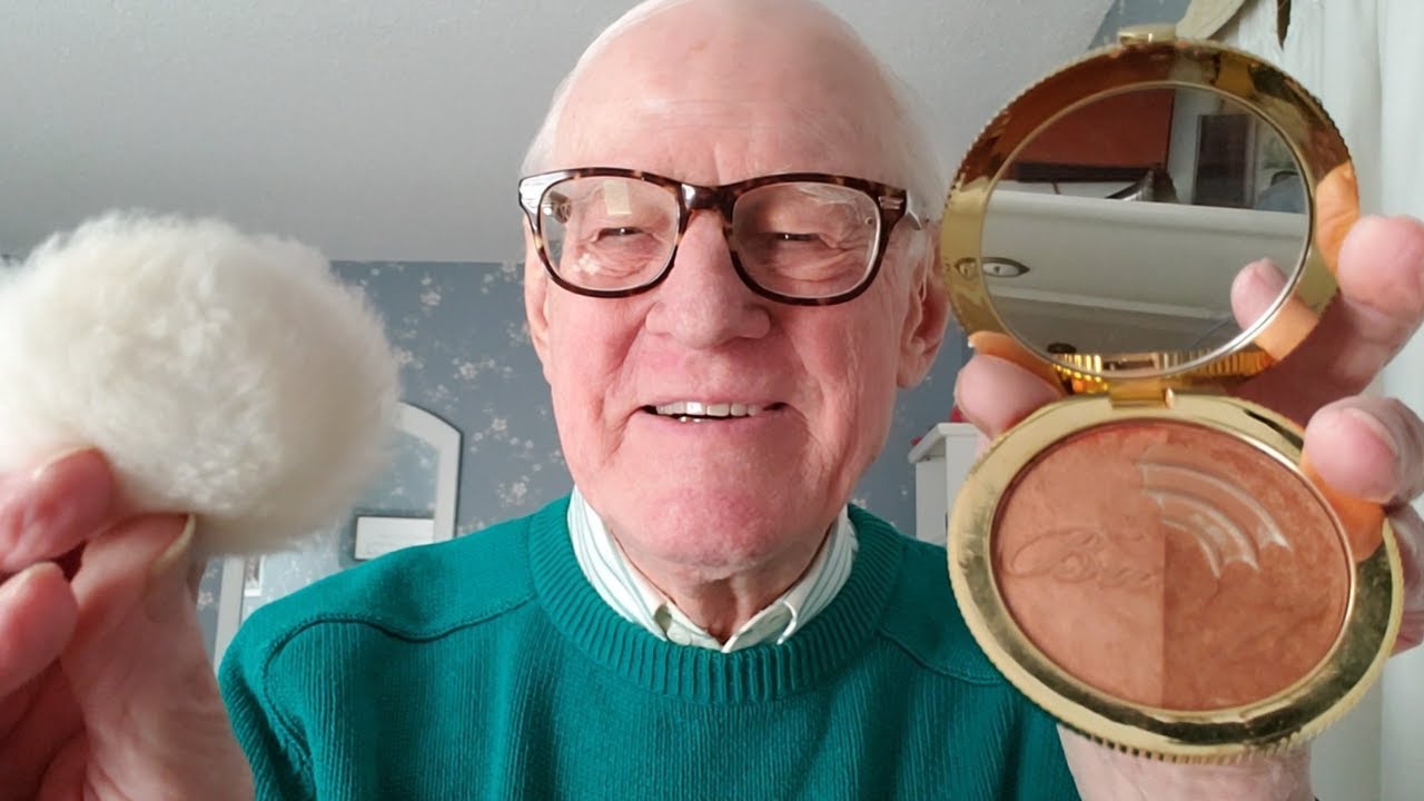 ASMR Дедушка делает тебе макияж💄Расчесывает твои волосы💈Позитивные аффирмации перед вечеринкой 🥱