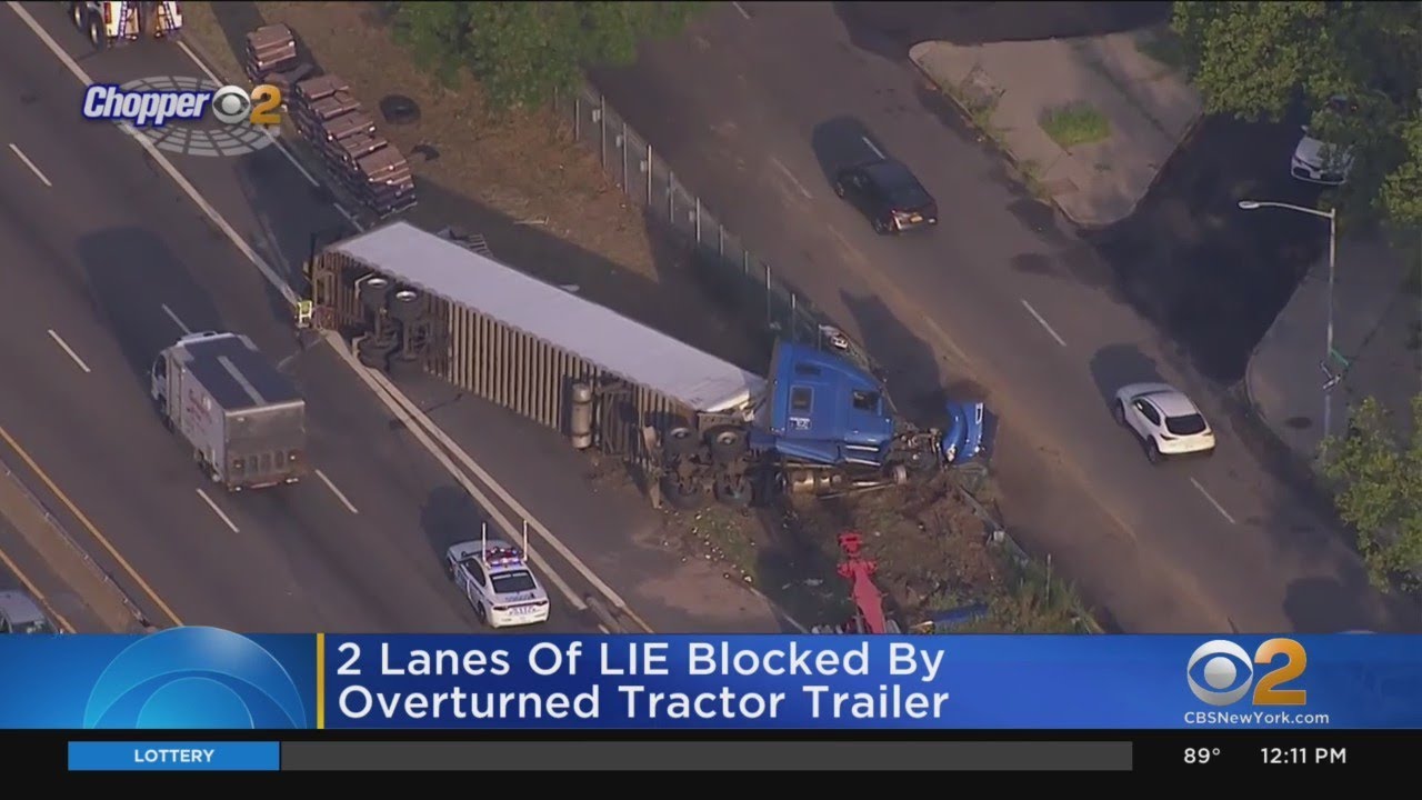 Tractor trailer overturns in Queens - YouTube