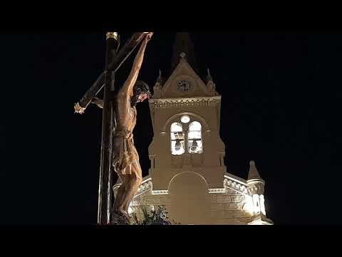 'El Príncipe de la Paz', en la cruz, carga "con nuestras miserias y soledades" en Jueves Santo