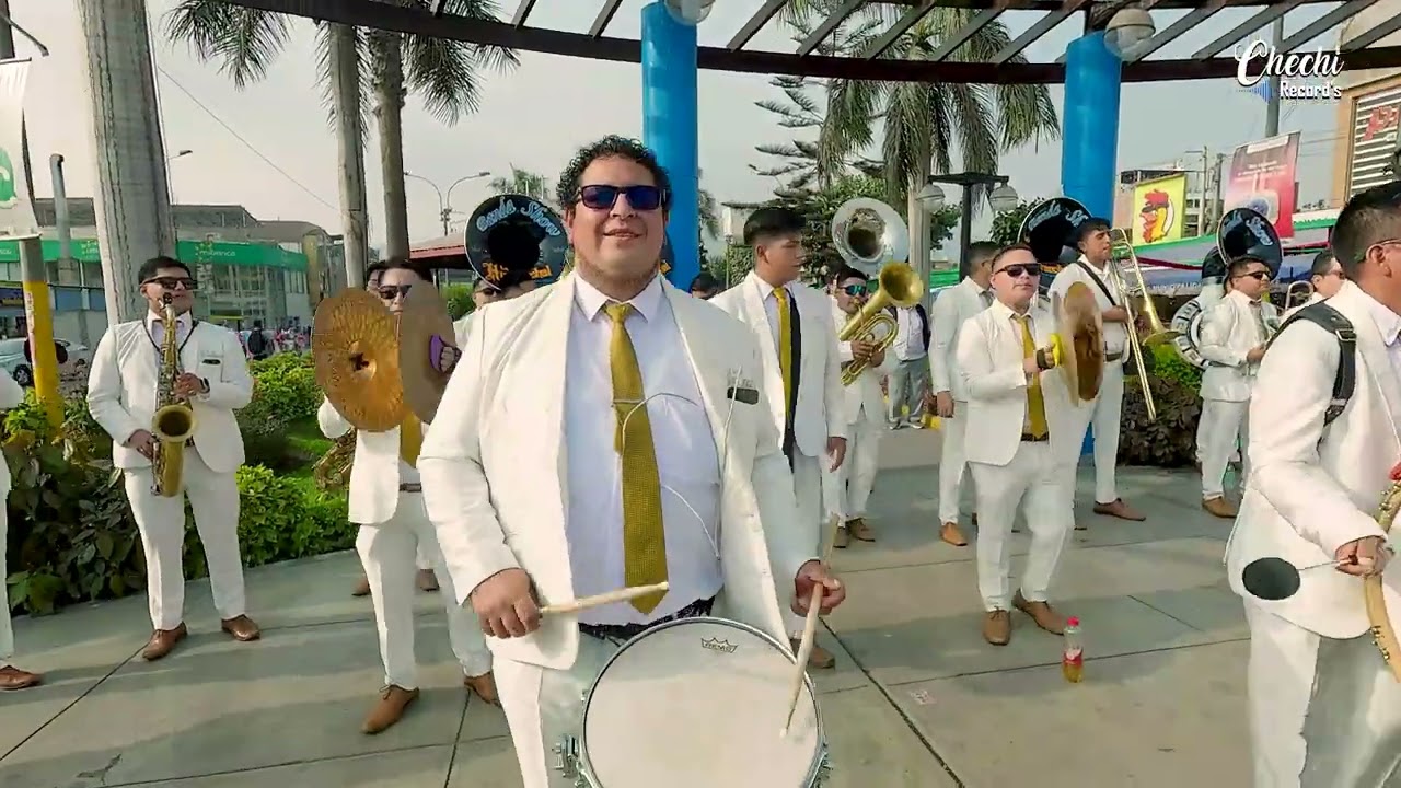 ATE Lima - Banda Show La Huaranchal (Mix Huaynos)