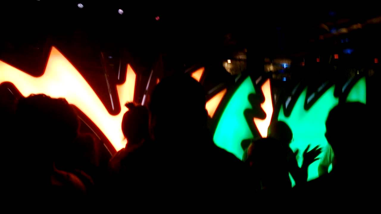 Sven Vath Cocoon @Amnesia Plays Donna Summer - I Feel Love ( Dub Edit )