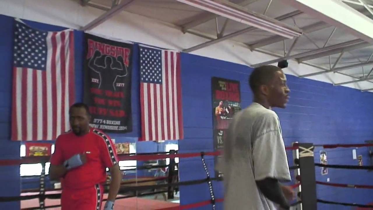 Boxing with Ronald Hearns - YouTube