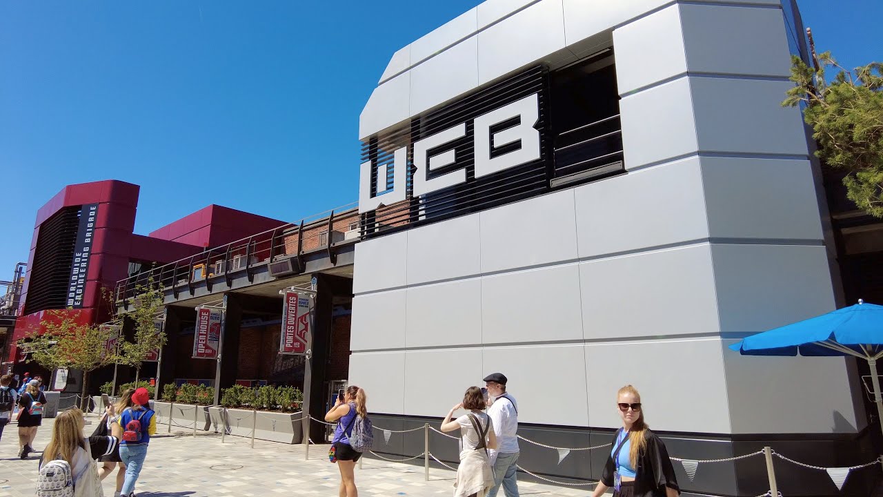 Walk Tour - Avengers Campus Paris - Disneyland Paris