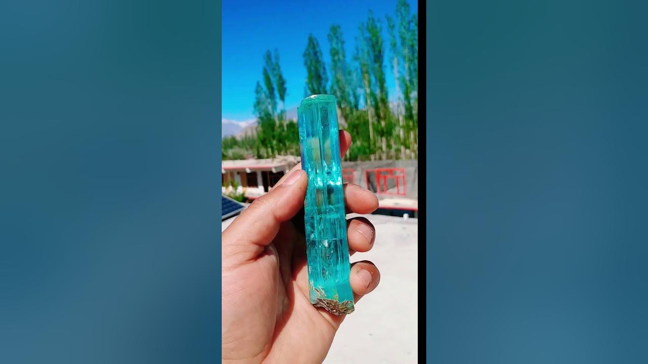 Beautiful aquamarine crystal from Skardu Pakistan #music #newmusic #dance #aquamarine #gemstone