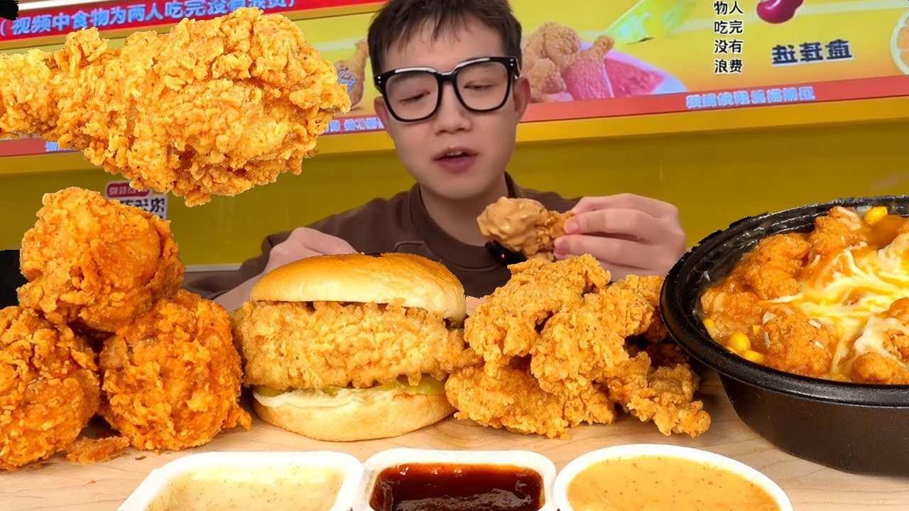 勇闯旋转自助小火锅，20多种美食挨个吃，让老板嘎嘎补货【冻冻超大一口】