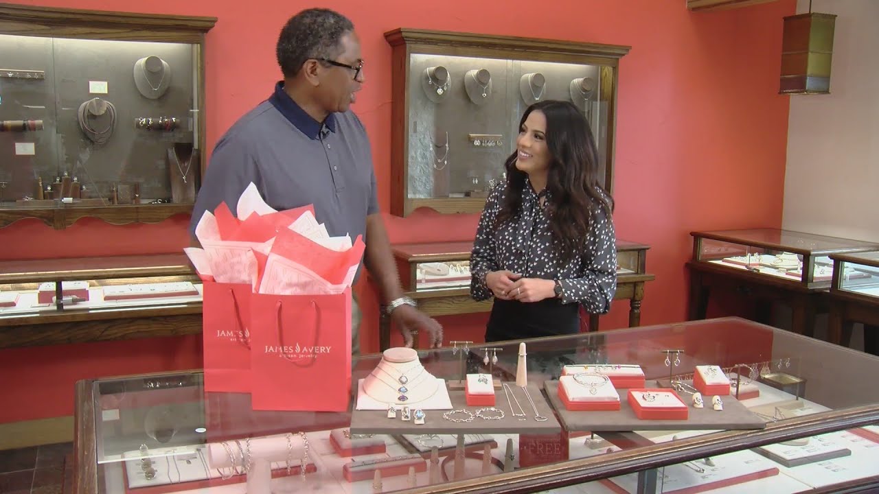 Finding the perfect Mother's Day gift with James Avery Artisan Jewelry