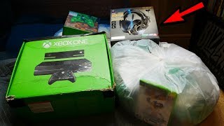 Day After Christmas Dumpster Diving! What was left in the dumpster! screenshot 5