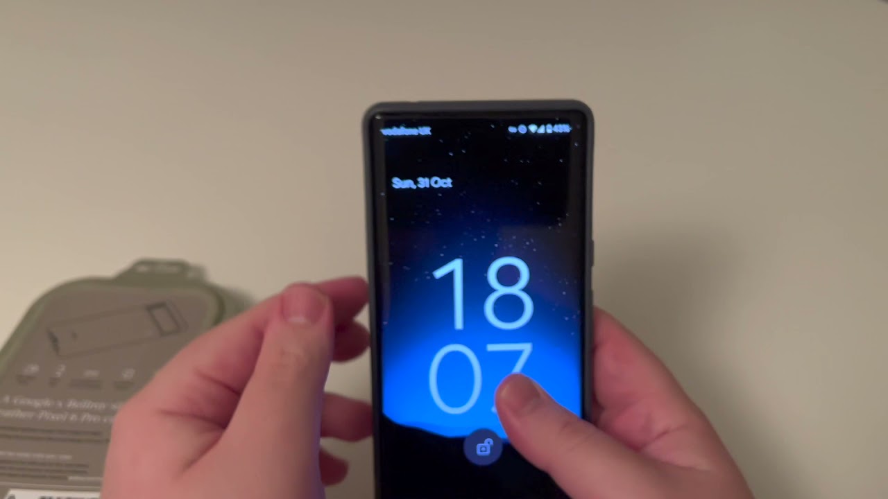 Bellroy Leather Case - Google Pixel 6 Pro Quick Look