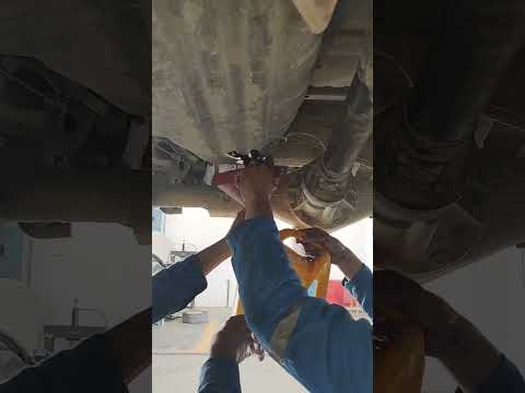 سحب بنزين من طبه تانك السياره في حاله الطوارئ   اصلاح