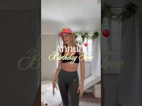 THE ANNUAL BIRTHDAY TREE IS UP 🤩🥳🧁👏🏼🎀 #FamilyTraditions #IndependentMom | Daily Mom Vlogs