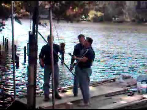 How To Drive a 6X6 Post for a Boat Dock - YouTube
