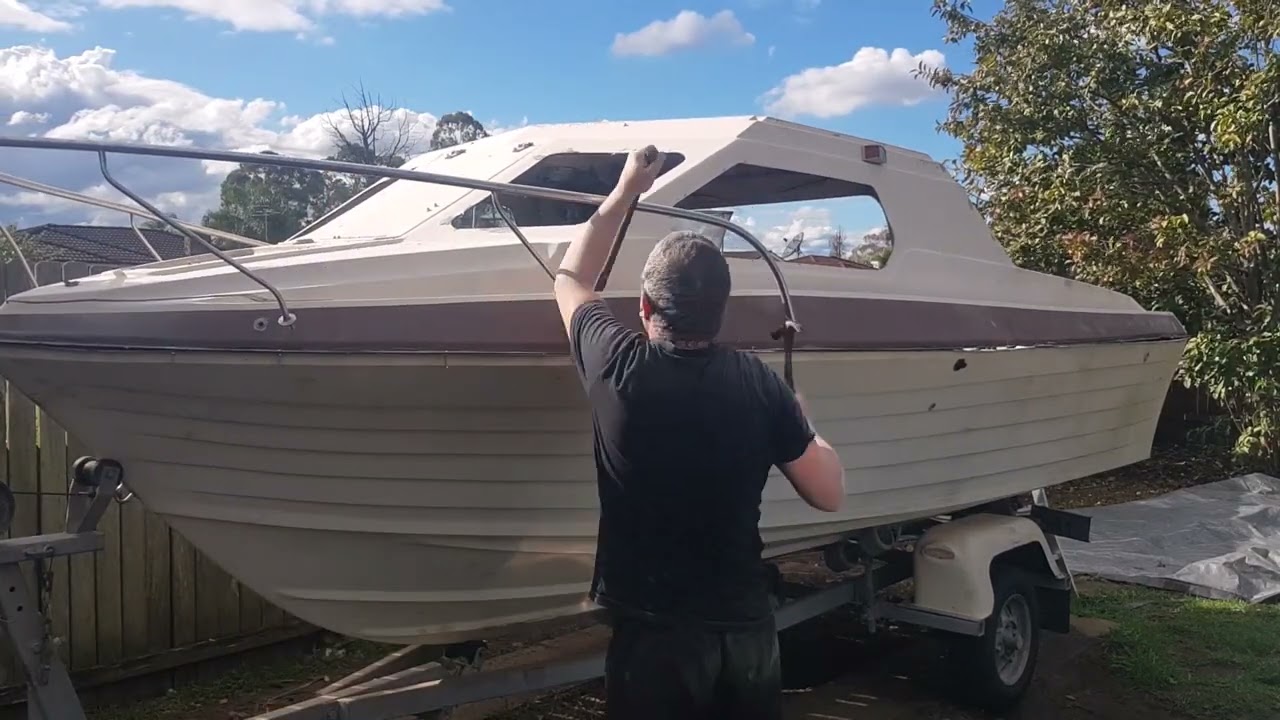 Yalta Craft 5.2 Meter Half Cabin To Centre Console Boat Rebuild