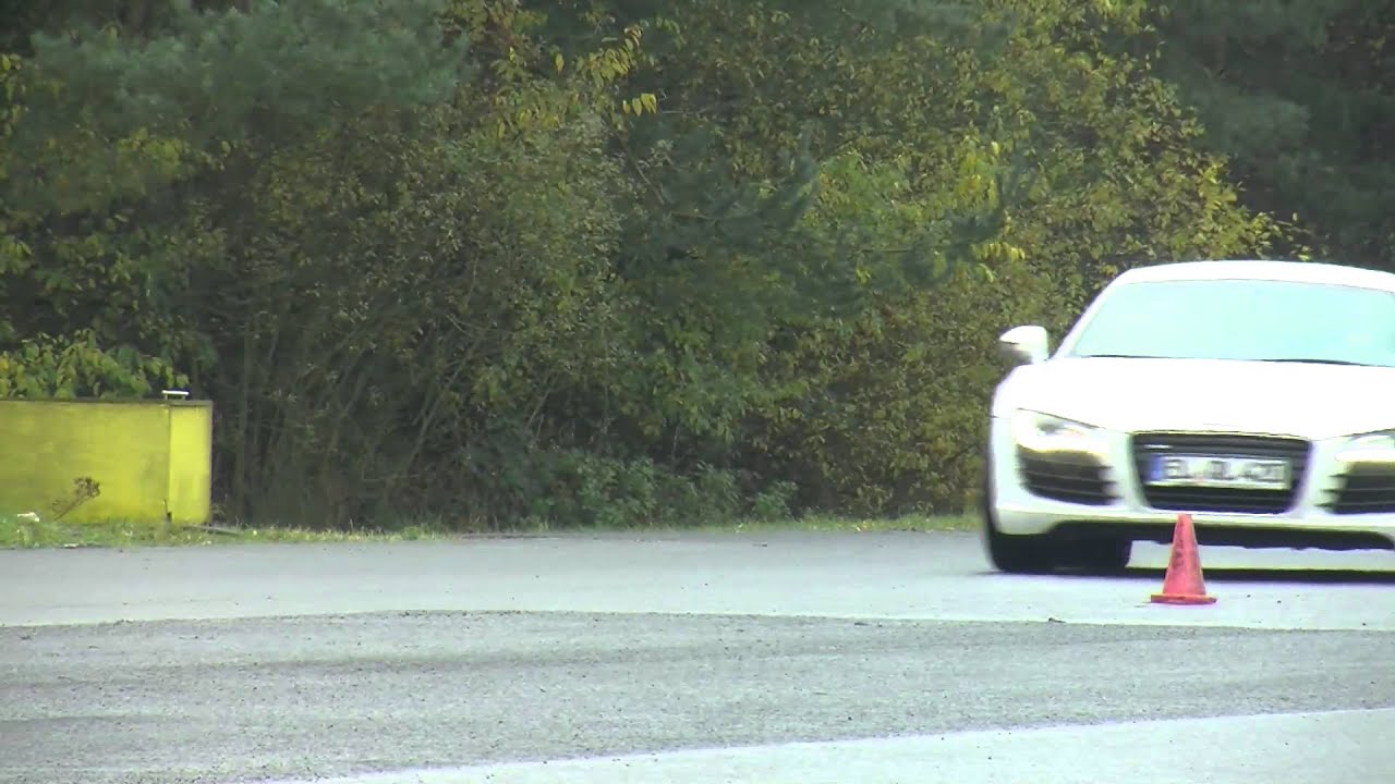 neuero ship unloader Ferrari Porsche Audi racing compilation - Autogefühl Autoblog