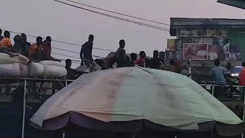 Welcome to lagos until you see what happened in kwara state continue to say nothing will happen 