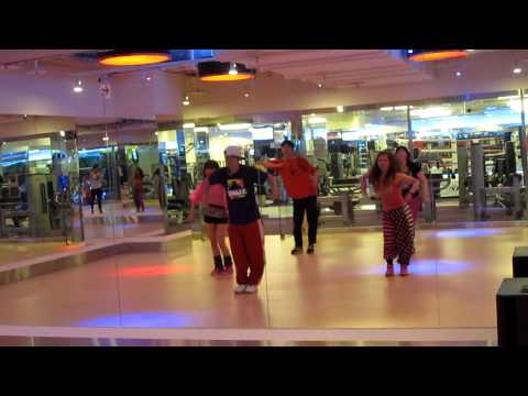 小魚兒free style ~ A-PINK 的歌My My @True Fitness 20120127