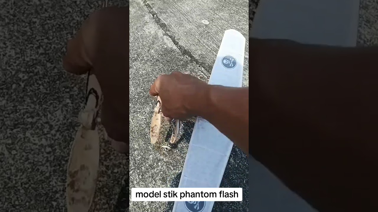 phantom flash stik pesawat tenaga karet