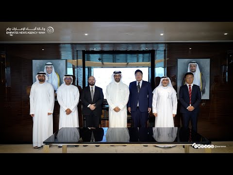 سلطان بن أحمد القاسمي يشهد توقيع مذكرة تفاهم