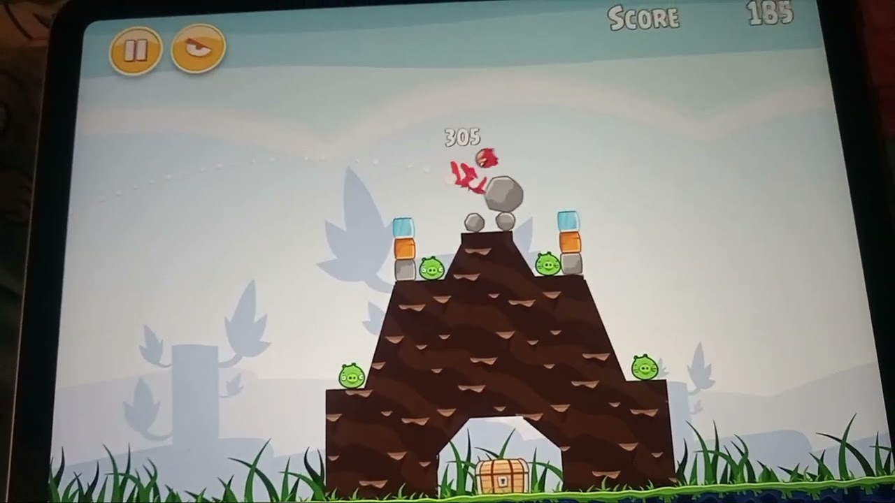 Red's First Flight iPad Gameplay 