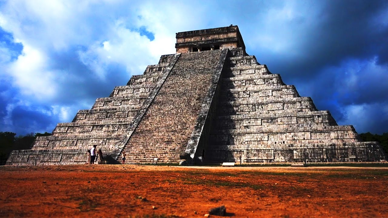 KUKULKAN'S PYRAMID EXPLAIND - Exploring Chichen Itza Mexico 🇲🇽 - YouTube