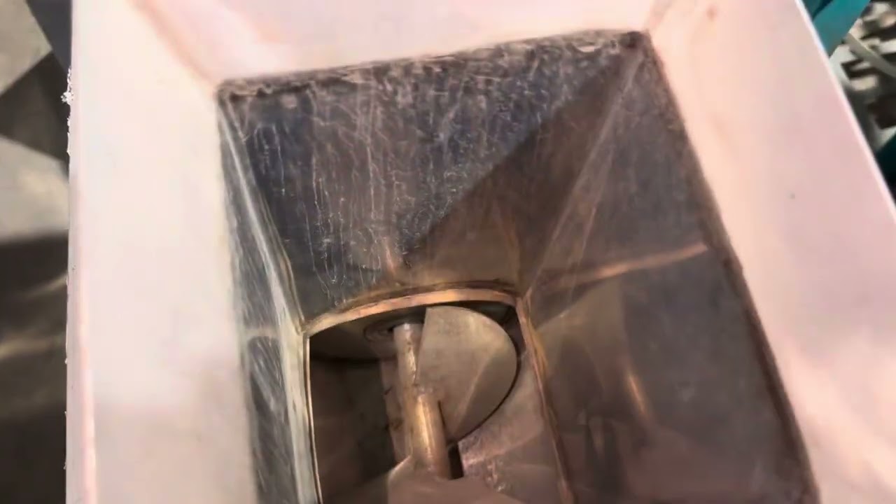 Mango pulp making machine | punjab engineering Indore 9202353574