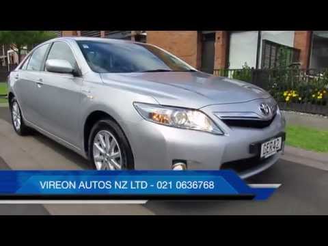 2011-toyota-camry-hybrid-i-tech