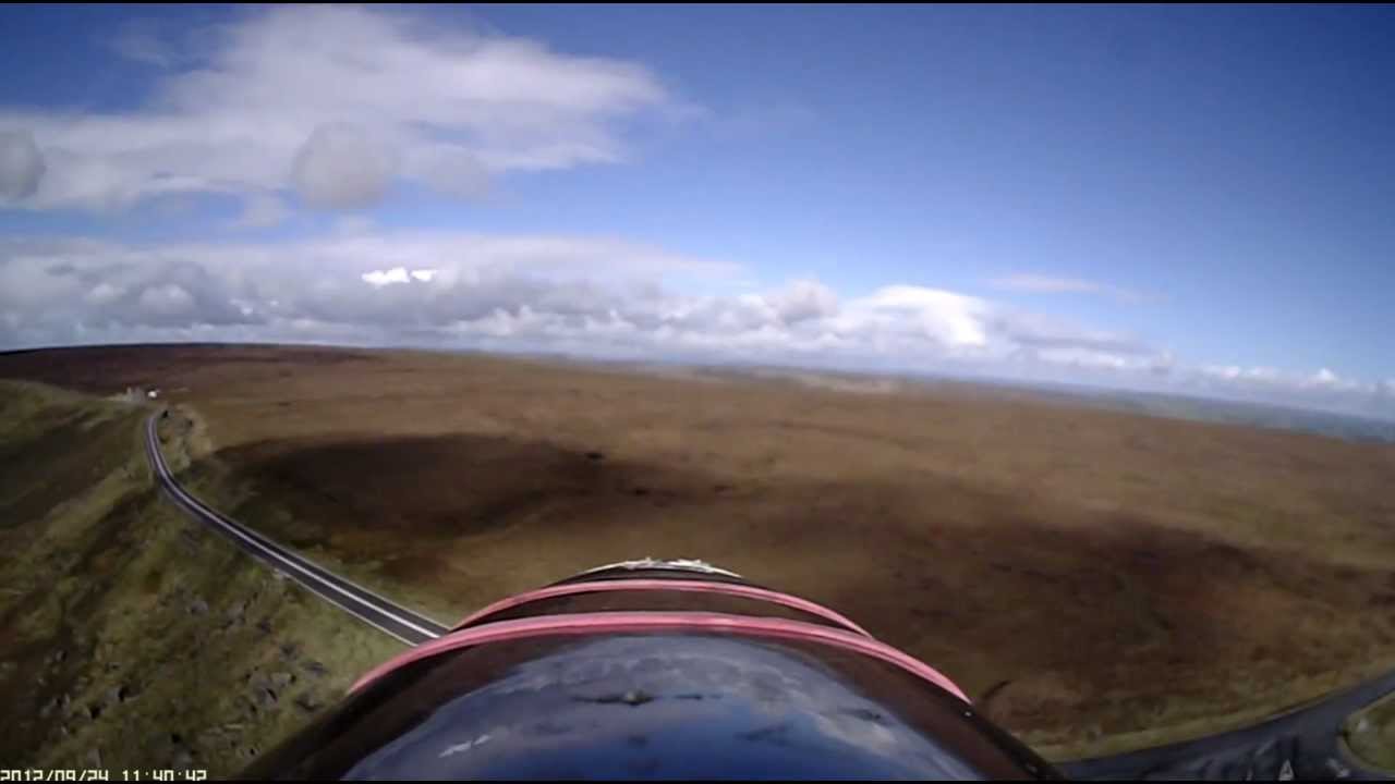 AXN CLOUDS FLY, TAGGING HOBBYKING BIXLER 1, FILMED WITH HD KEYCHAIN CAM ...