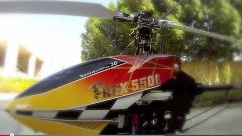 flying my Align T-Rex 550 E at home - Hover and figure 8s