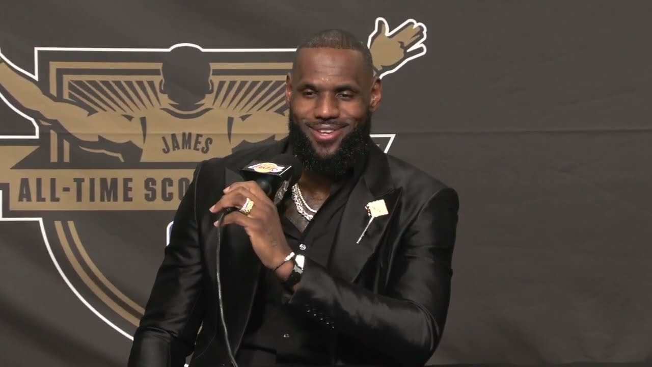 VÍDEO: LeBron James e o lance livre mais embaraçoso da carreira - CNN  Portugal