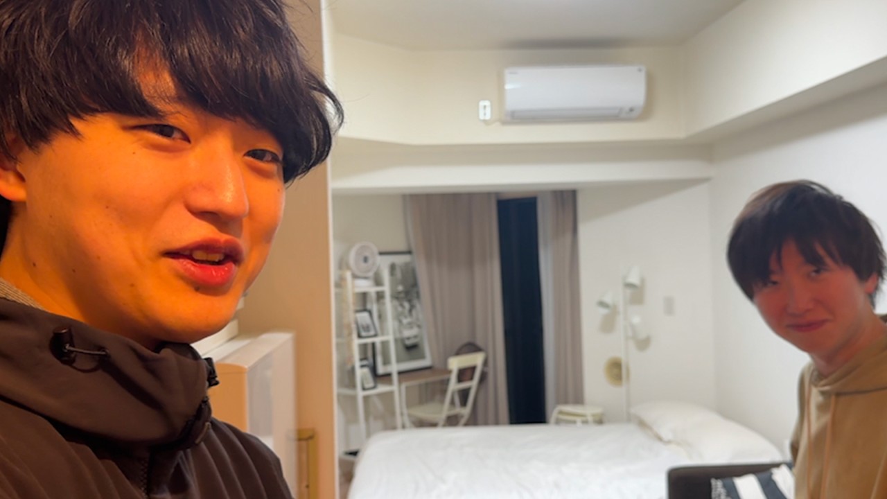 かべがトイレに閉じ込められてしまいました。
