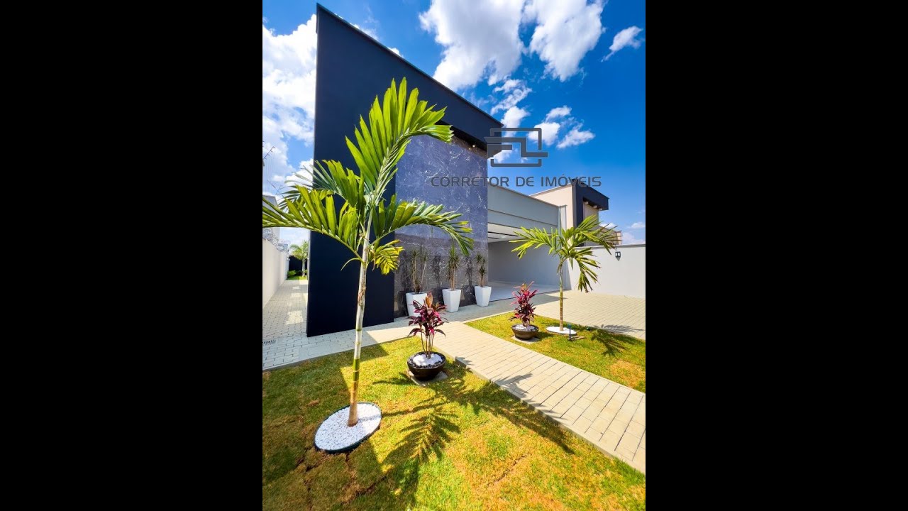 Casa alto padrão com piscina em Trindade Go, 3 quartos sendo um suíte com closet.