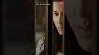 Nivin Paulys Cute Proposal Scene Thattathin Marayathu Nivin Paulyisha Talwarsun Nxt