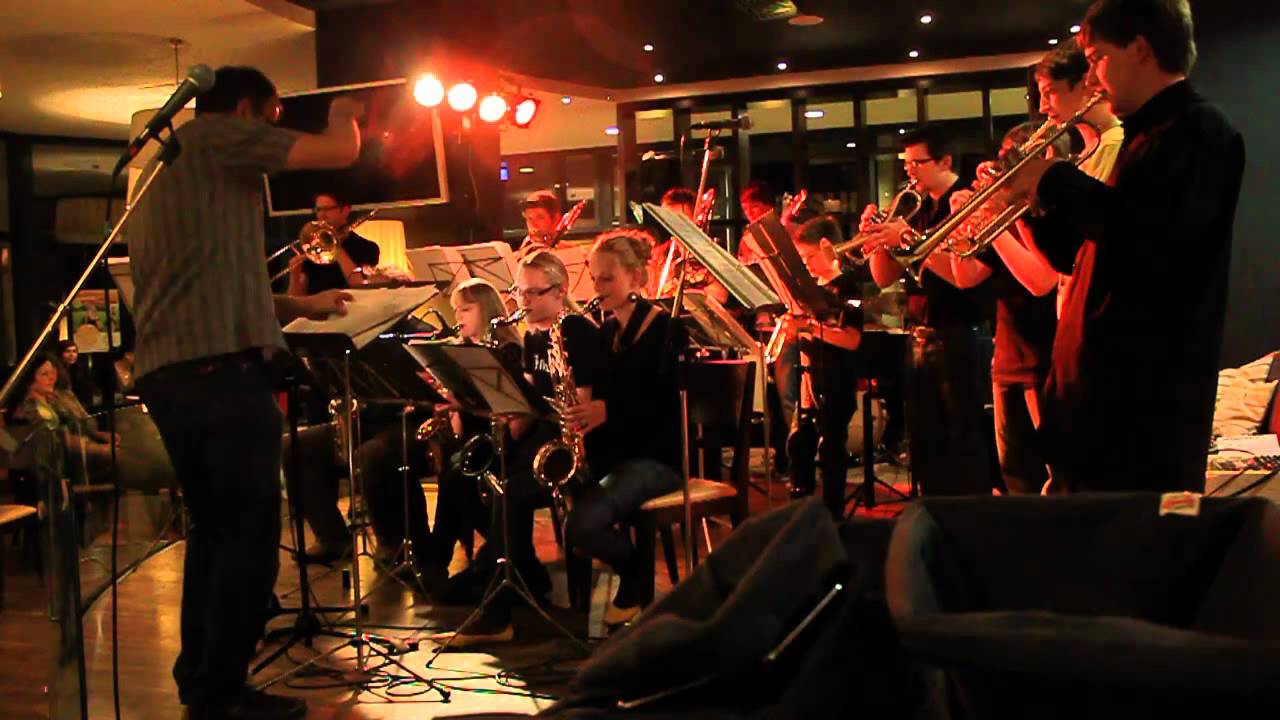 Ver Bob Mintzer - Mambone (Blue Monday Night Session Version) no YouTube