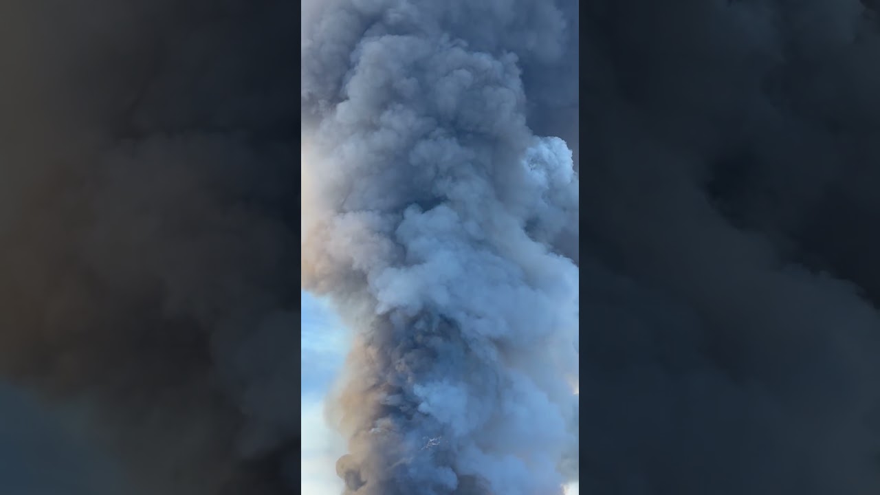 Huge Ash Plumes Spew From Kilauea Volcano
