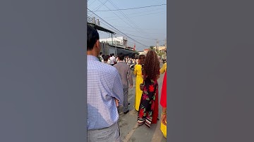 Họ nhà trai chờ vào làm lễ rước dâu 💐. #Đámcướicậuút