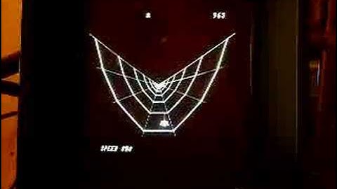Web Warp (Web Wars) on Vectrex. Gameplay & Commentary