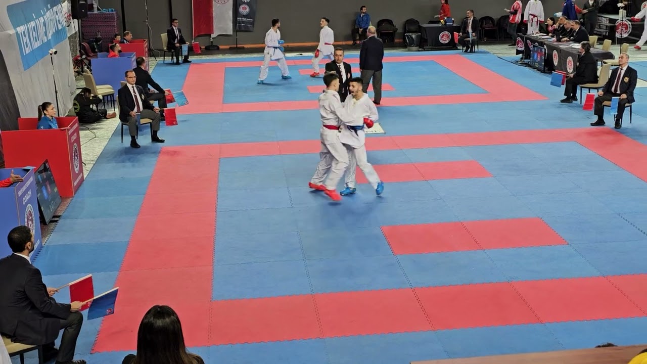 ERAY ŞAMDAN AO - HÜSEYİN YÜCEL AKA - 60 KG TRABZON BÜYÜKLER TÜRKİYE KARATE ŞAMPİYONASI