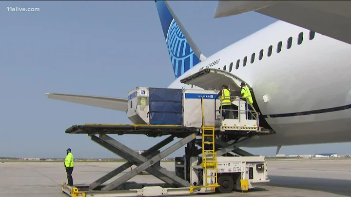 Covid-19 vaccine distribution network, Moderna and Pfizer, prepare for vaccine approval