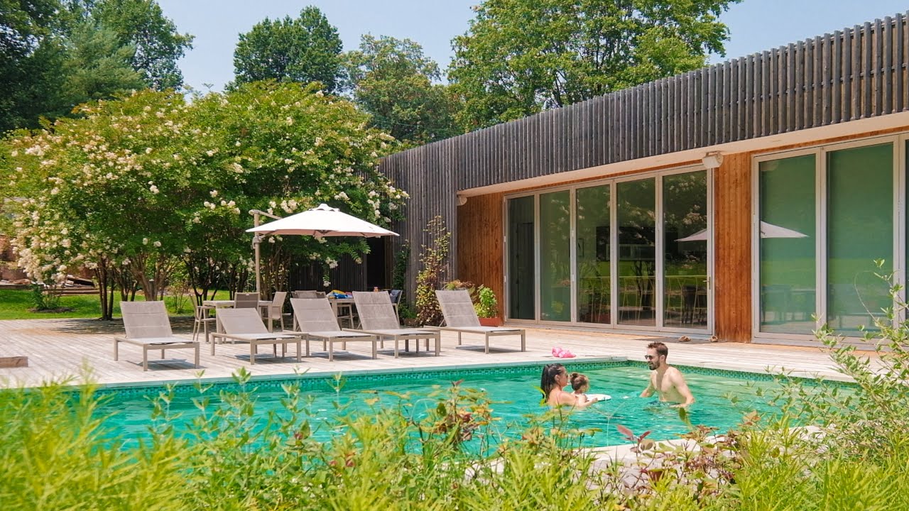 I Rented a Pool on Swimply and Surprised My Wife!