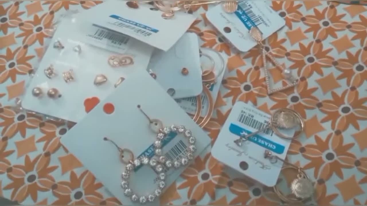 Trendy fashion jewelry collection 2020 review| Chase up gulshan chowrangi|Hailee steinfeld: Starving