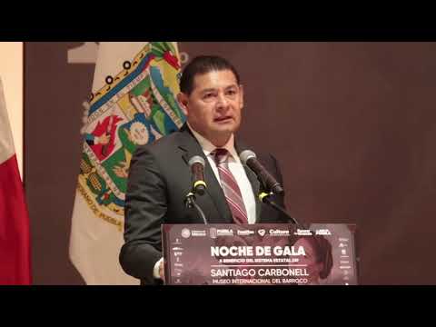 Recibe SEDIF donativo para equipar Casa de Maternidad mediante obra de Carbonell