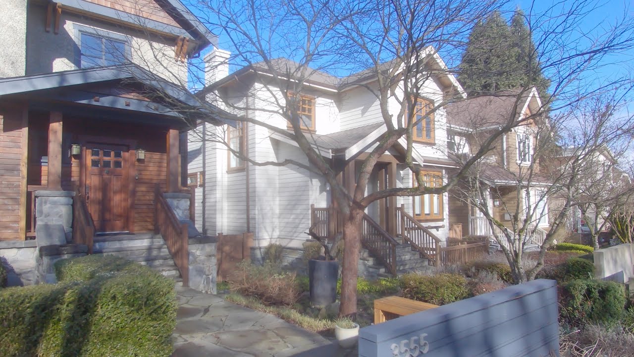 Dunbar Area in VANCOUVER Canada. West Side Living. Homes/Houses. W21st